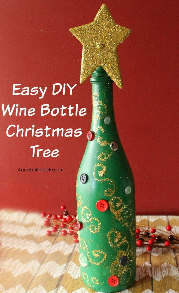 DIY Wine Bottle Christmas Decoration
 Easy DIY Wine Bottle Christmas Tree