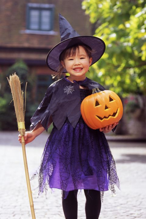 DIY Witch Costume For Kids
 DIY Kids Witch Costume How to Make a Halloween Witch