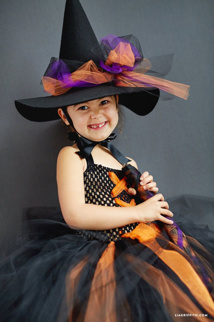 DIY Witch Costume For Kids
 Kid s DIY Witch Costume follow this simple tutorial to