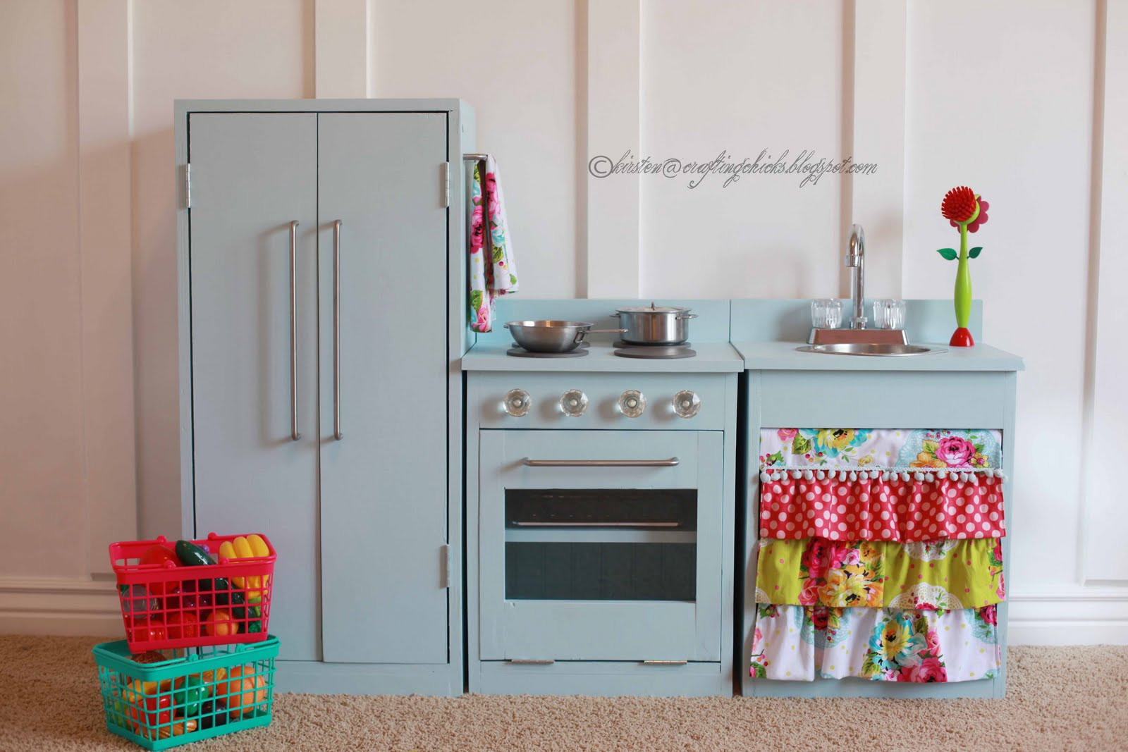 DIY Wood Play Kitchen
 DIY Blue Play Kitchen The Crafting Chicks