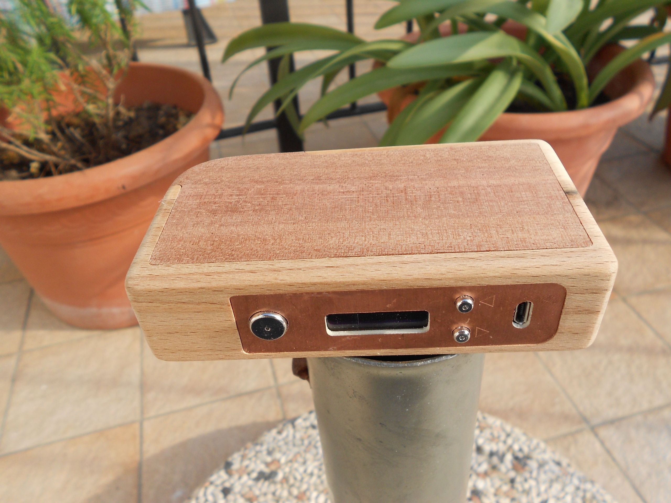 DIY Wooden Box Mod
 Dettagli su wood BOX MOD enclosure Cachalote DNA200
