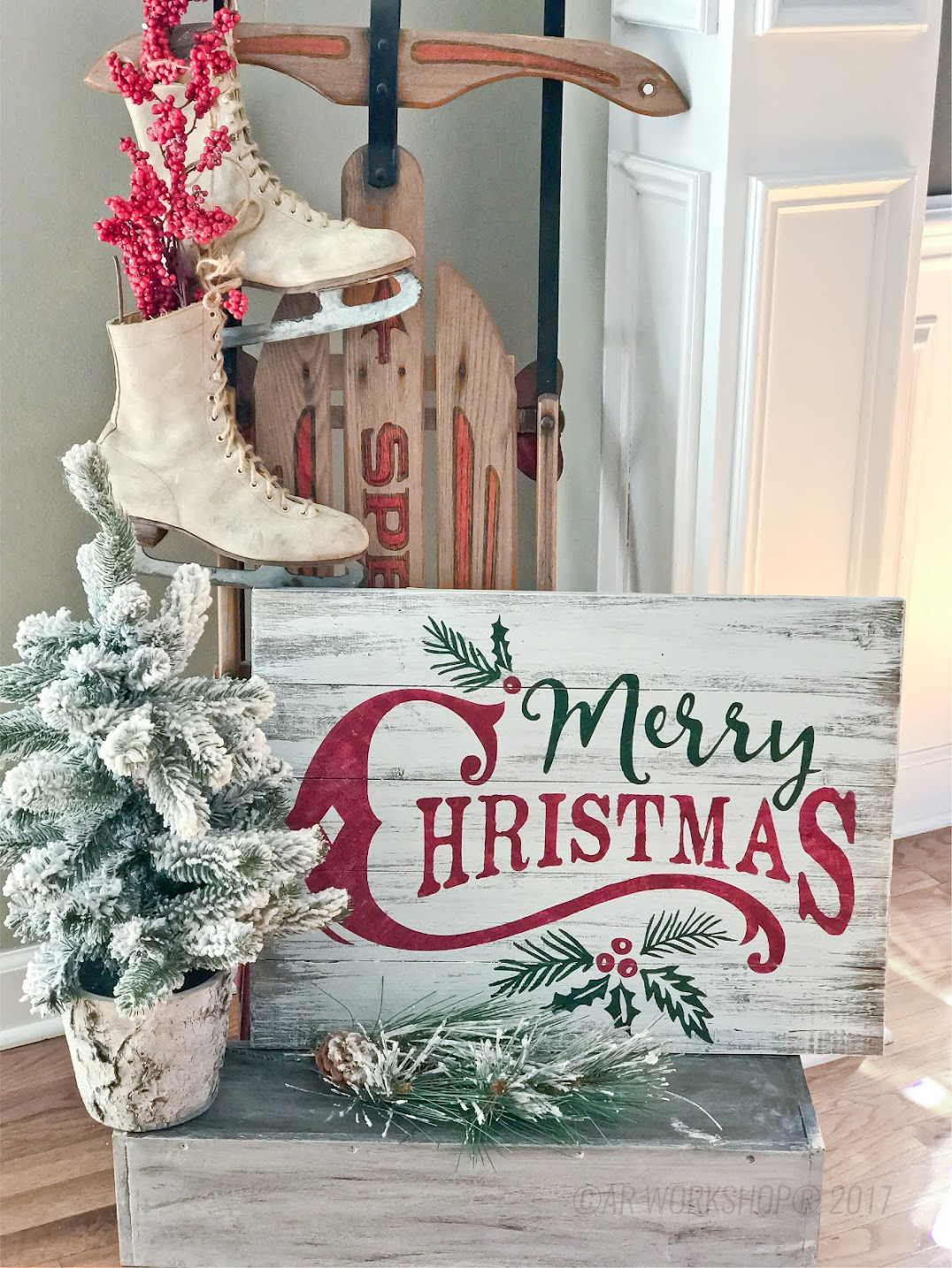 DIY Wooden Christmas Signs
 Plank Wood Holiday – AR Workshop Gallery