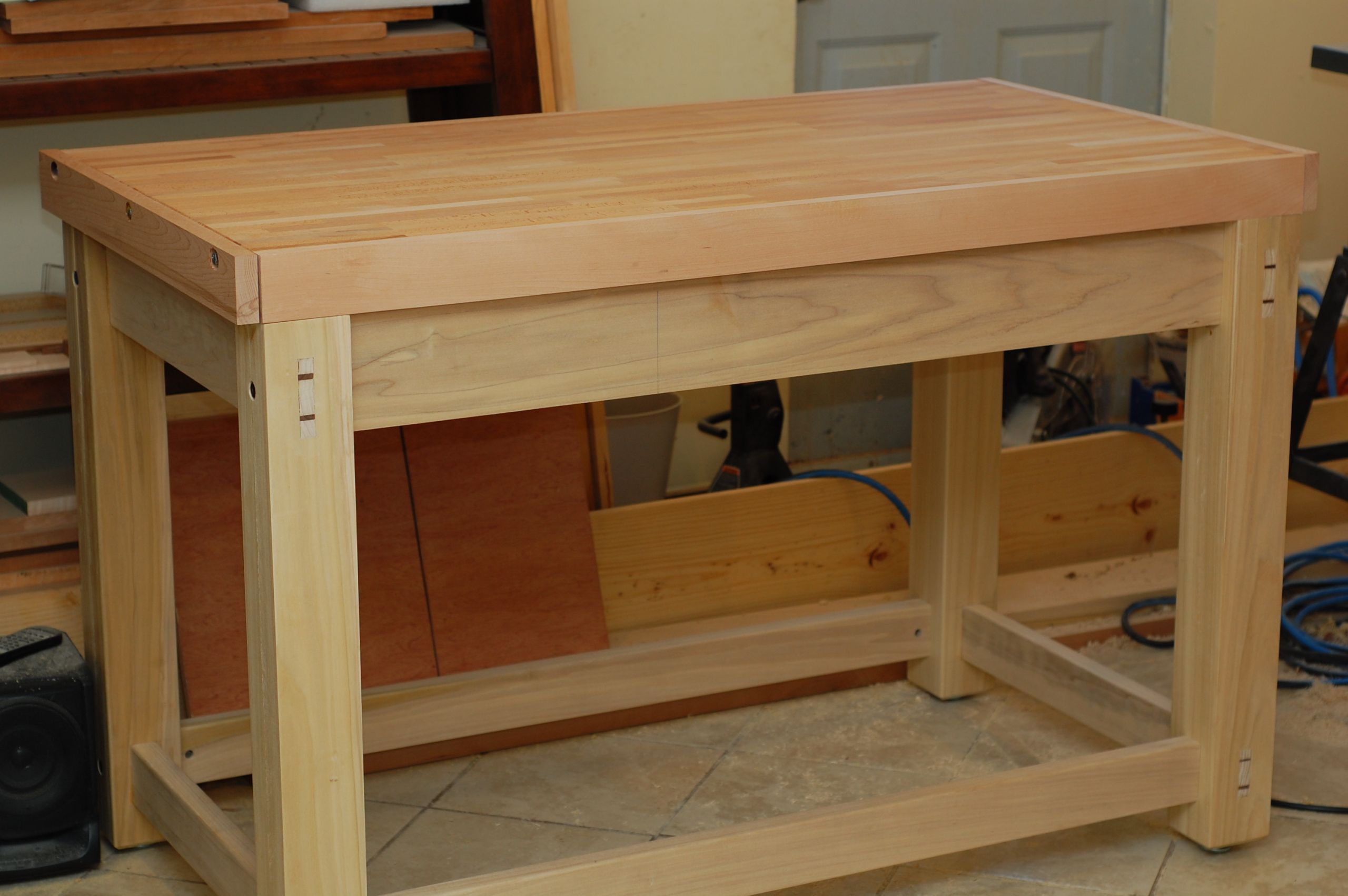DIY Wooden Workbenches
 Build Wooden Workbench DIY double loft bed diy