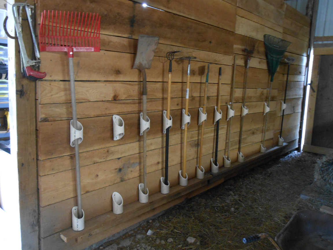 DIY Yard Tool Rack
 Garden Tool Rack Ideas — Home Decorations Insight