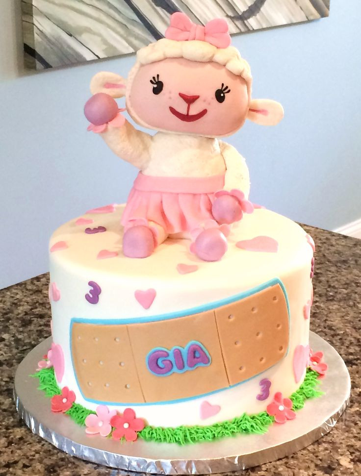 Doc Mcstuffins Birthday Cake
 17 Best images about Doc McStuffins Cakes on Pinterest