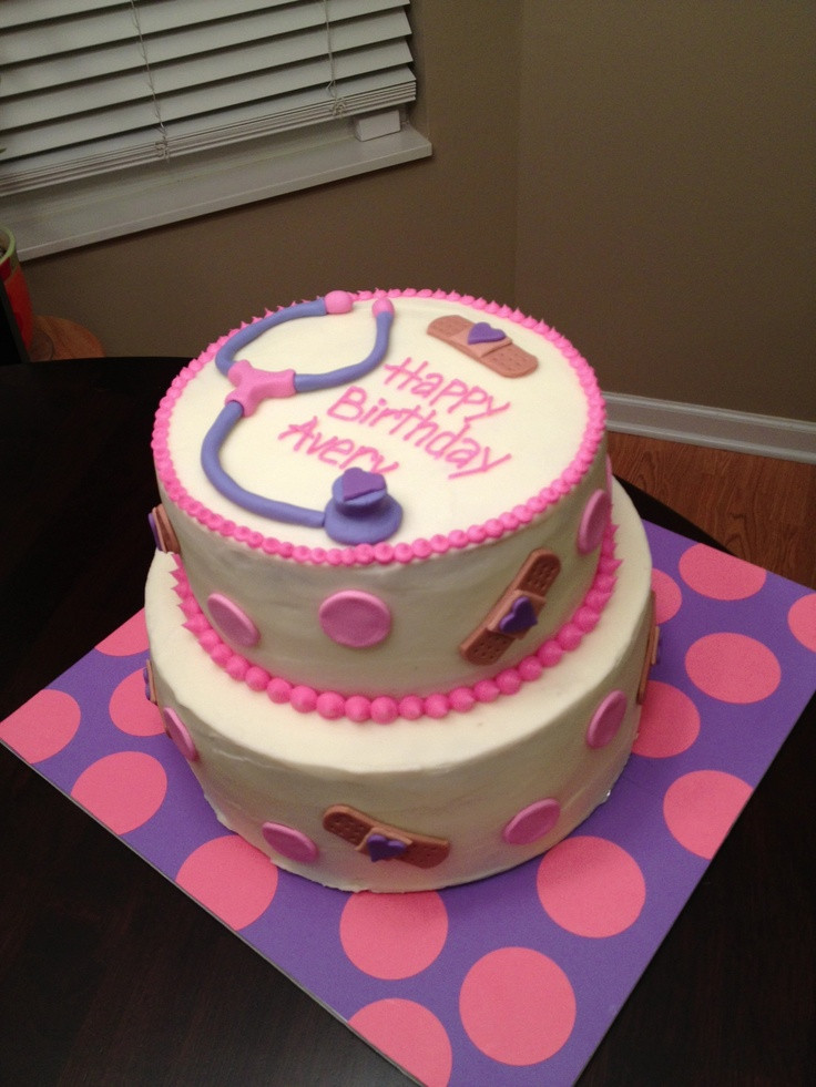 Doc Mcstuffins Birthday Cake
 Doc McStuffins Lambie Cake