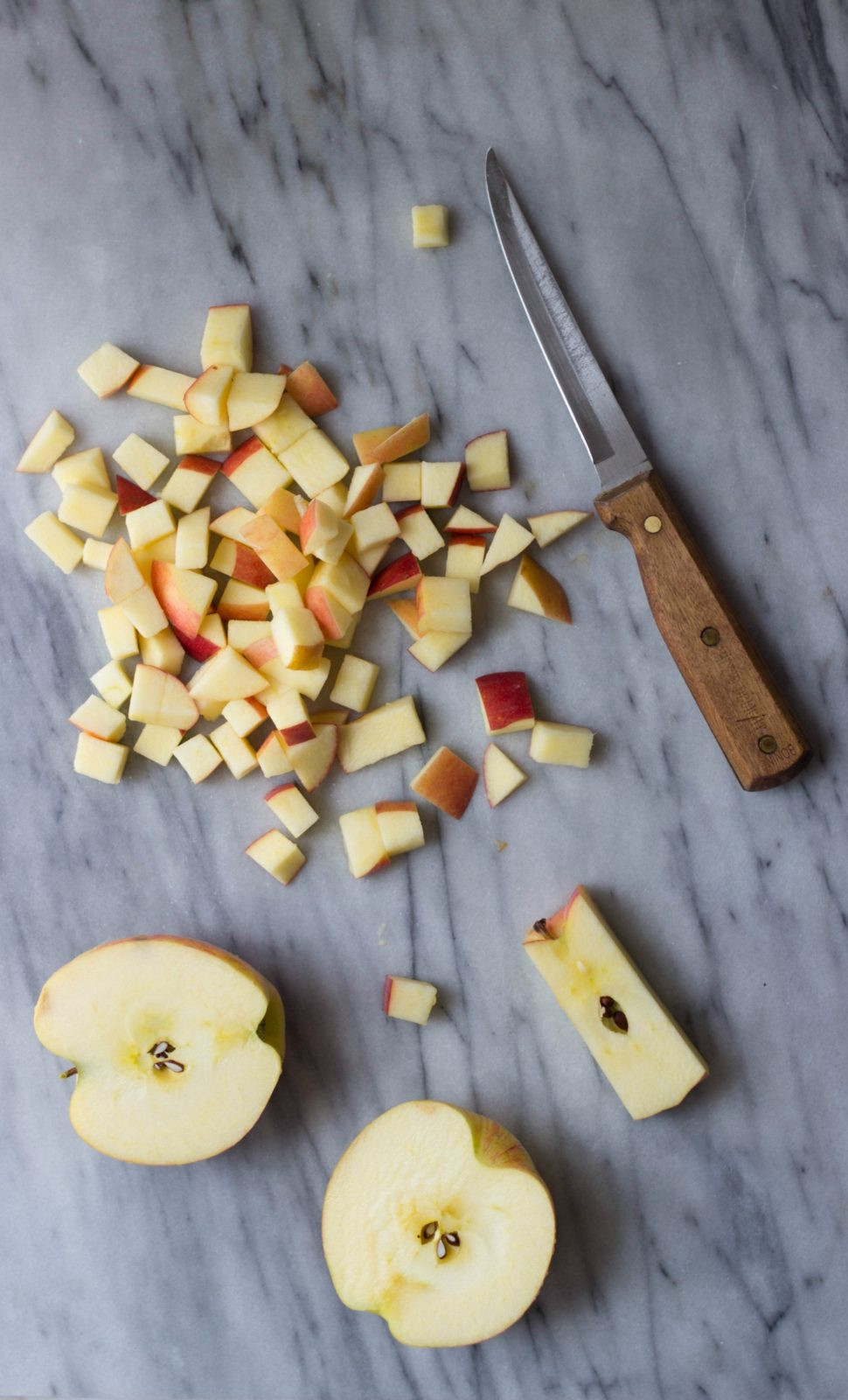 Does Applesauce Have Fiber
 Instant Pot Cinnamon Pear Chunky Applesauce The Gourmet RD