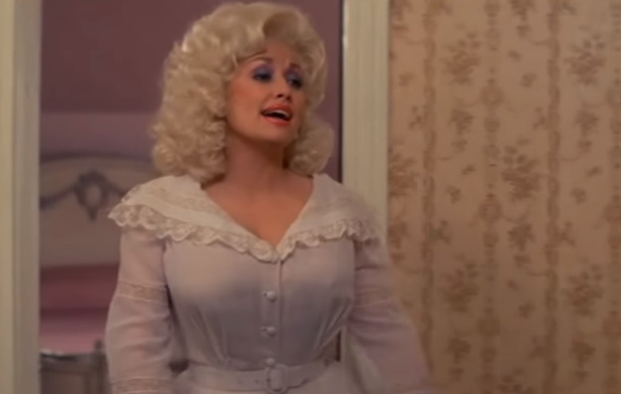 Dolly Parton Candy Christmas
 Dolly Parton "Hard Candy Christmas" [Video Lyrics]