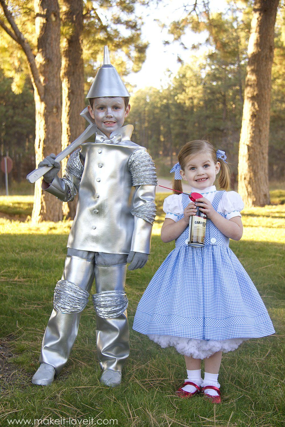 Dorothy Wizard Of Oz Costume DIY
 DIY "Wizard of Oz" costumes Glinda Tin Man Dorothy and