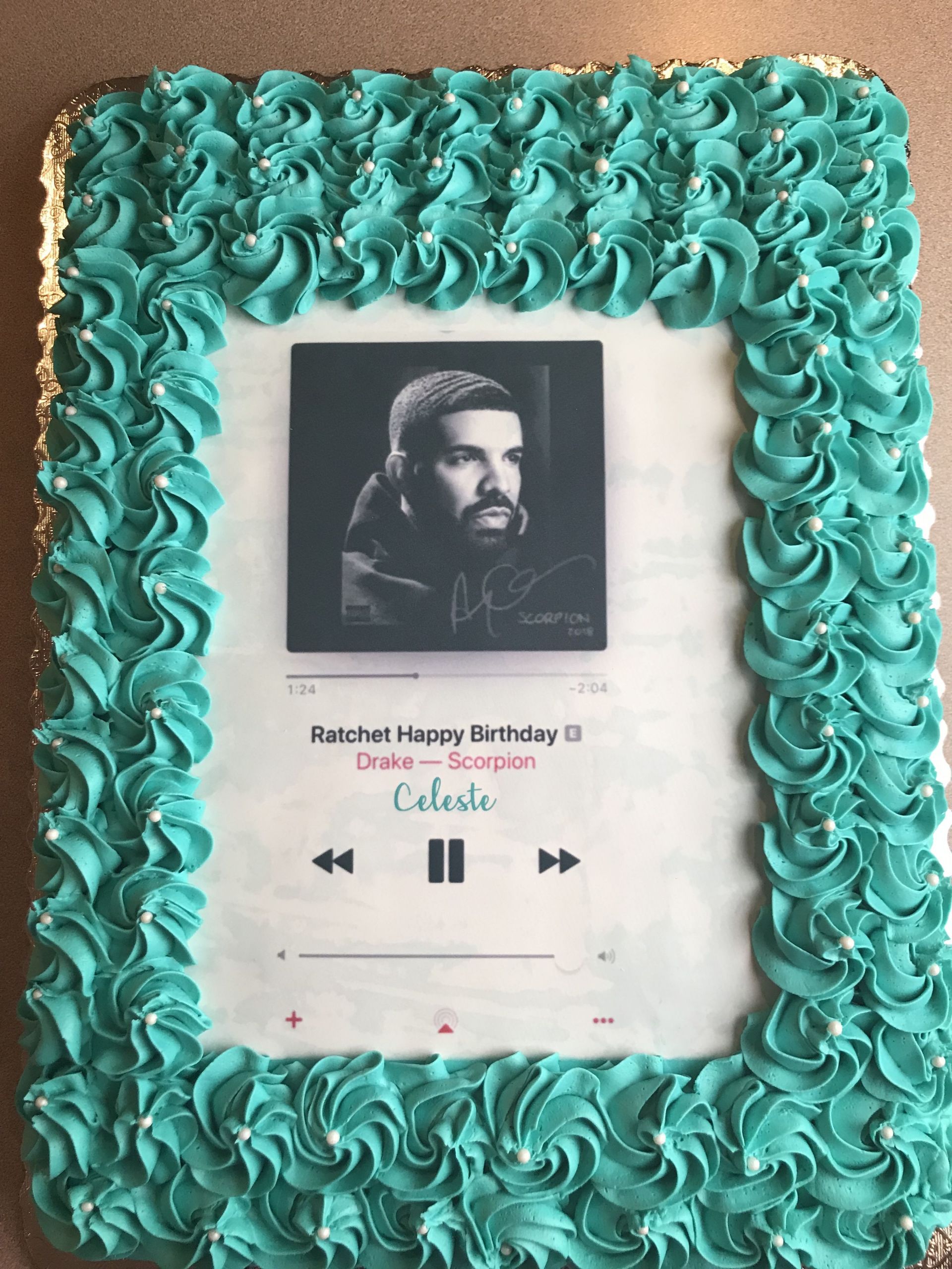 Drake Birthday Cake
 Drake Ratchet Birthday cake