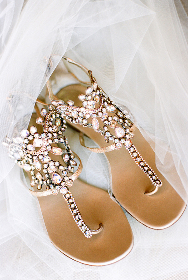 Dressy Shoes For Wedding
 20 Stunning Jeweled Wedding Shoes for All Brides