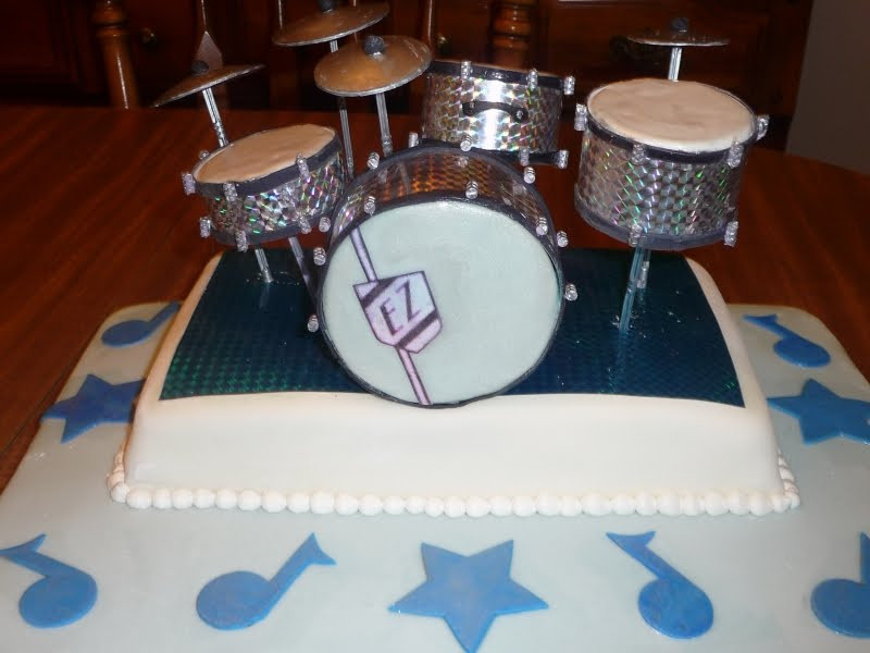 Drum Birthday Cake
 Icing Top Cakes for Every Occasion Drum Set