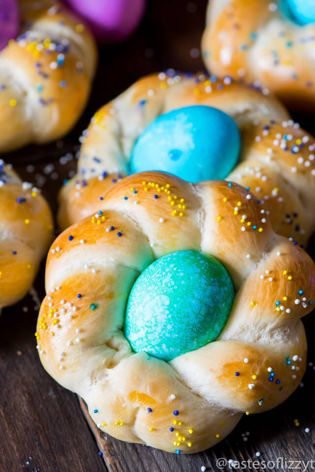 Easter Bread Recipe
 Italian Easter Bread Rolls Soft Twisted Homemade Roll