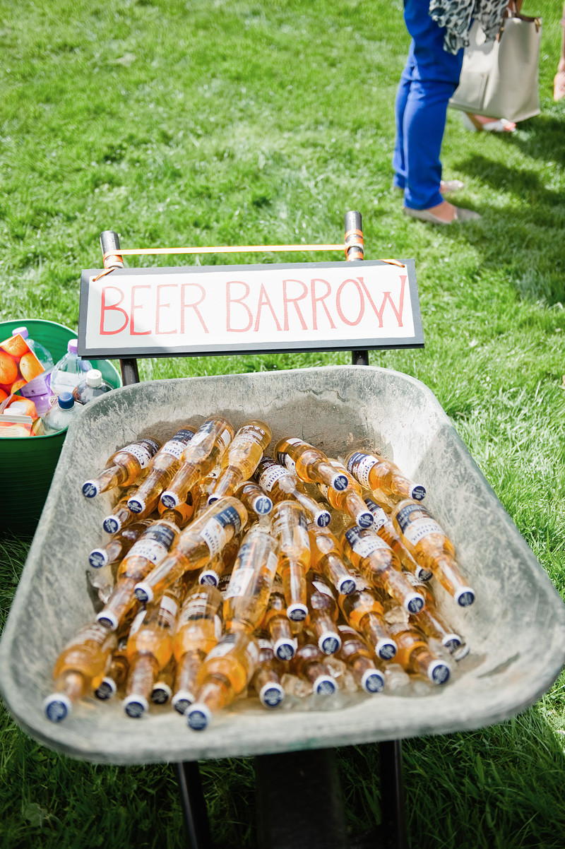 Easy Backyard Party Ideas
 Easy ideas to elevate your BBQ garden or backyard party