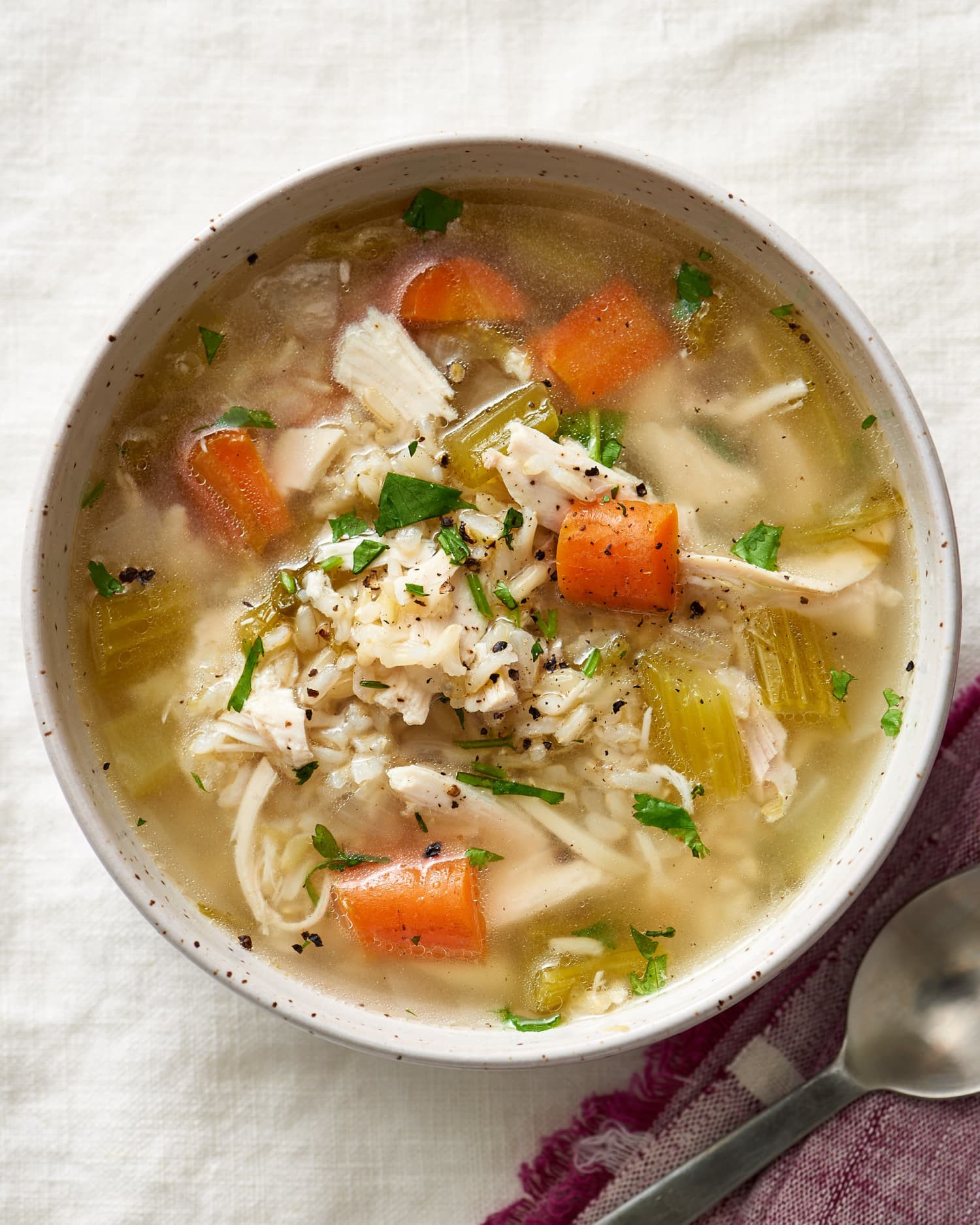 Easy Chicken Rice Soup
 Easy Chicken and Rice Soup at Home