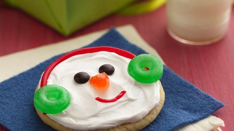 Easy Christmas Cookies For Kids
 Easy Snowman Cookies recipe from Betty Crocker