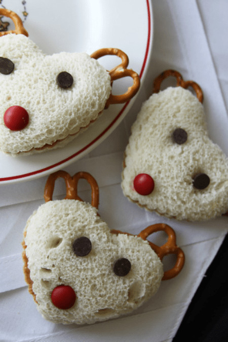 Easy Christmas Cookies For Kids
 25 Easy Christmas Treats For Kids – Christmas Treat Ideas