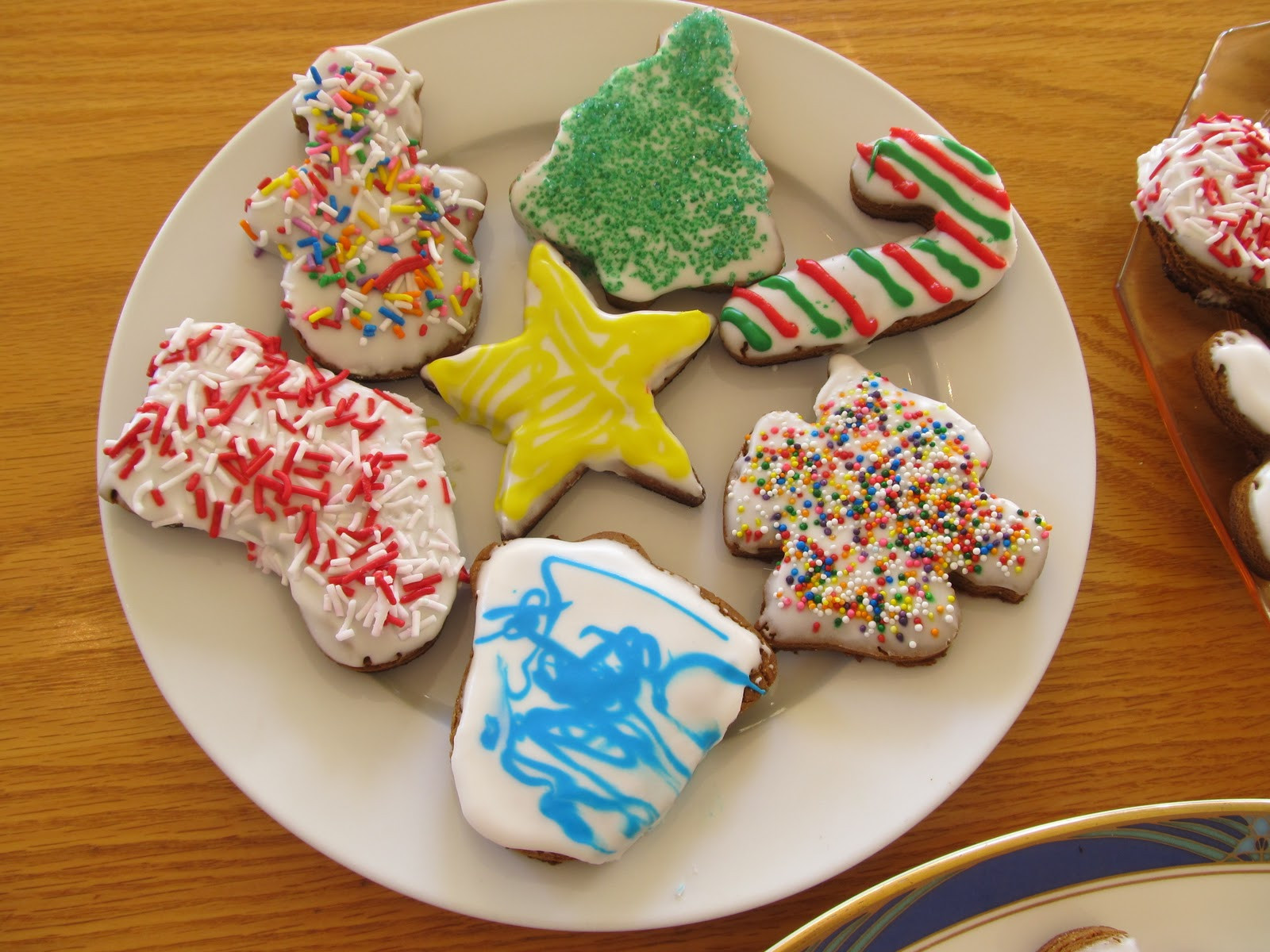Easy Christmas Cookies For Kids
 Royal Icing Makes Kids Cookie Decorating Easy
