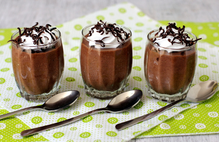 Easy Desserts Kids Can Make
 Chocolate Mousse Easy dessert recipes for kids that are