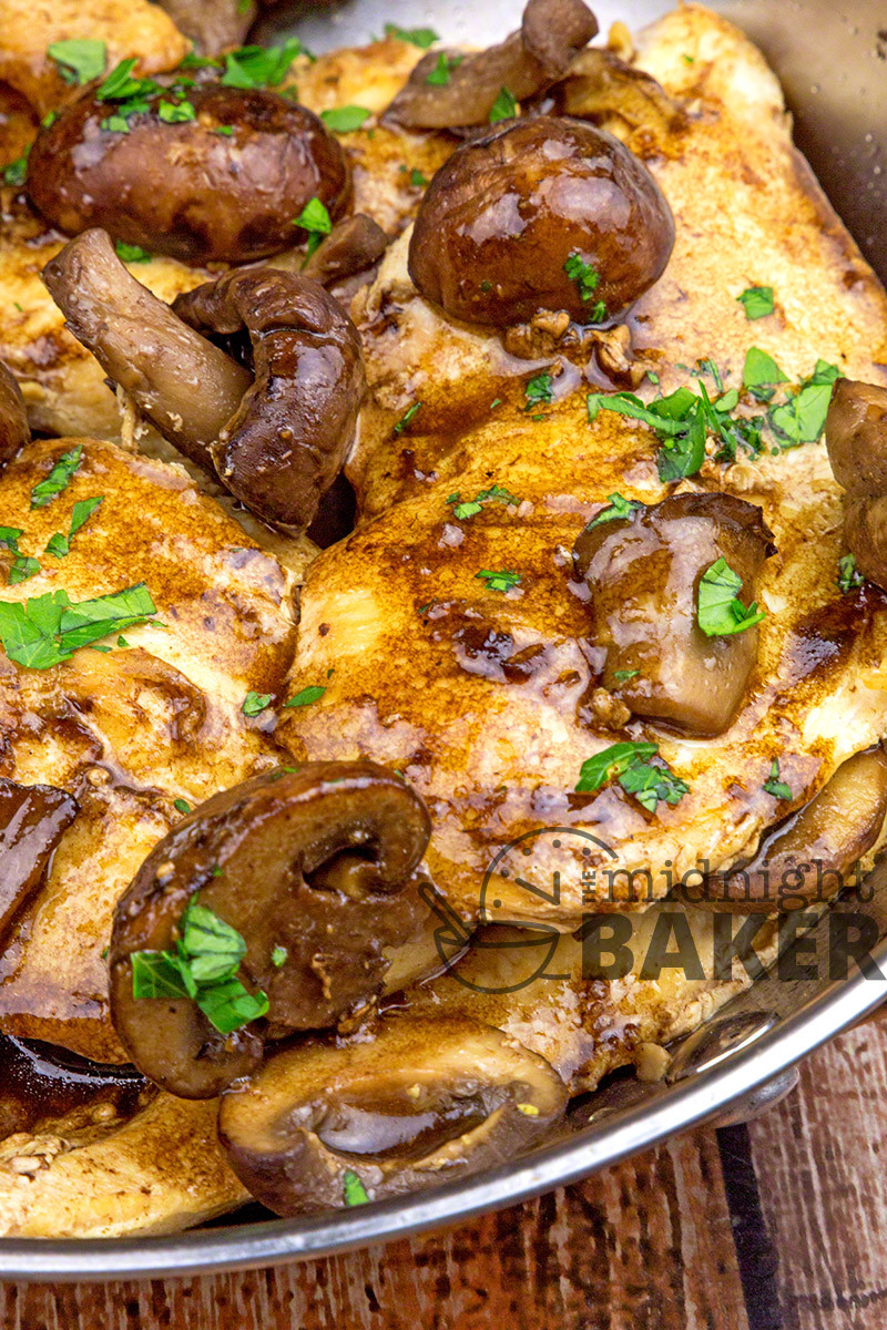 Easy Dinner Ideas With Chicken
 Balsamic Chicken with Mushrooms The Midnight Baker