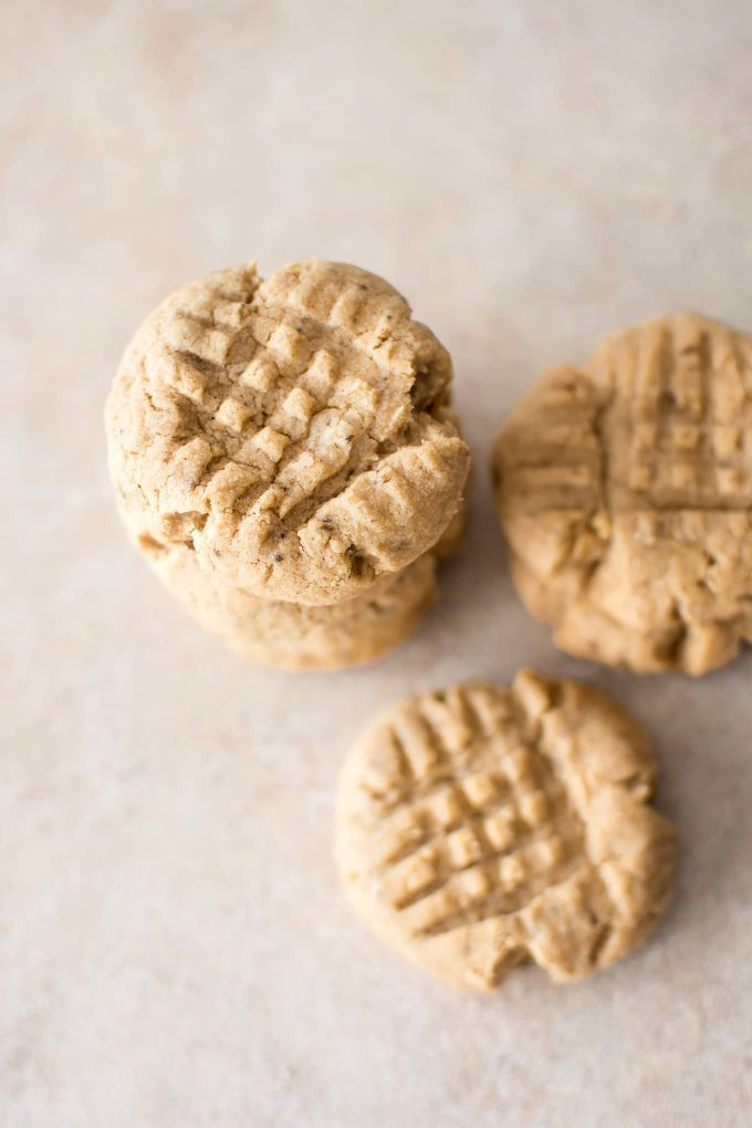 Easy Vegan Peanut Butter Cookies
 Easy Vegan Peanut Butter Cookies ly 4 Ingre nts