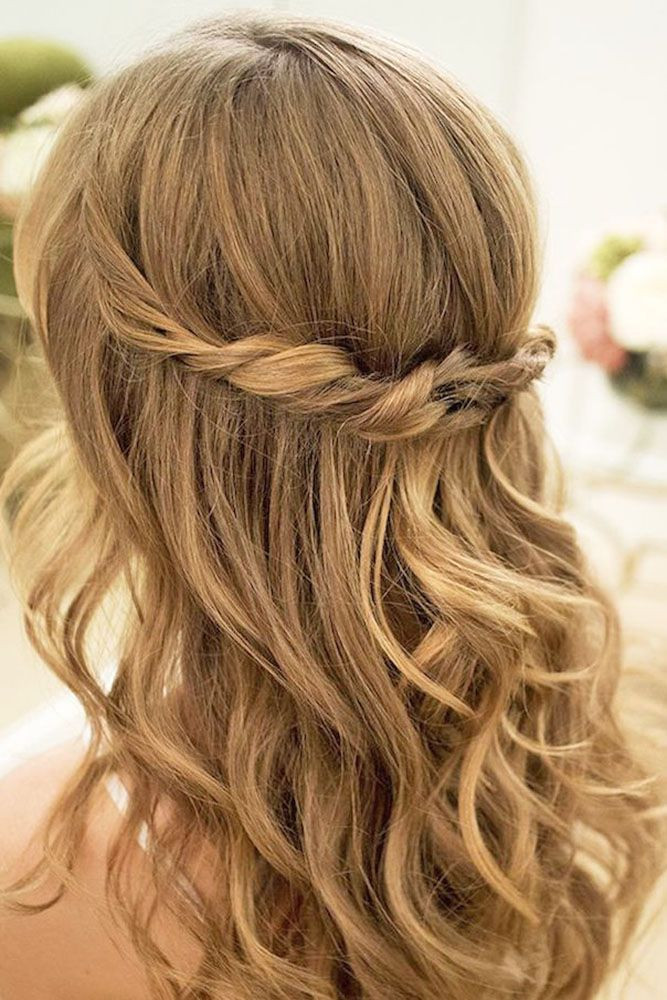 Easy Wedding Hairstyles For Medium Hair
 42 Wedding Guest Hairstyles The Most Beautiful Ideas