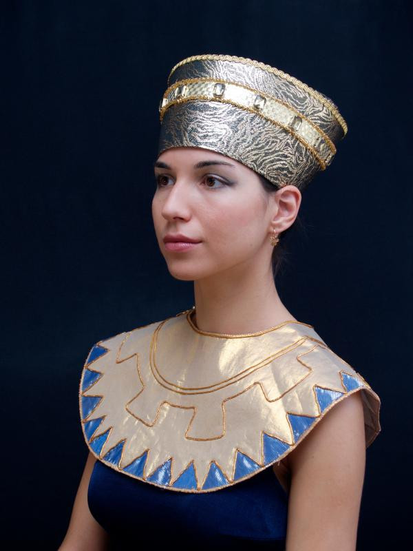 Egyptian Costume DIY
 How to Make a Homemade Egyptian Costume 8 steps