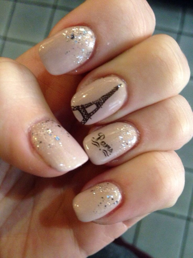 Eiffel Tower Nail Designs
 Paris for New Years Nail design of the Eiffel Tower
