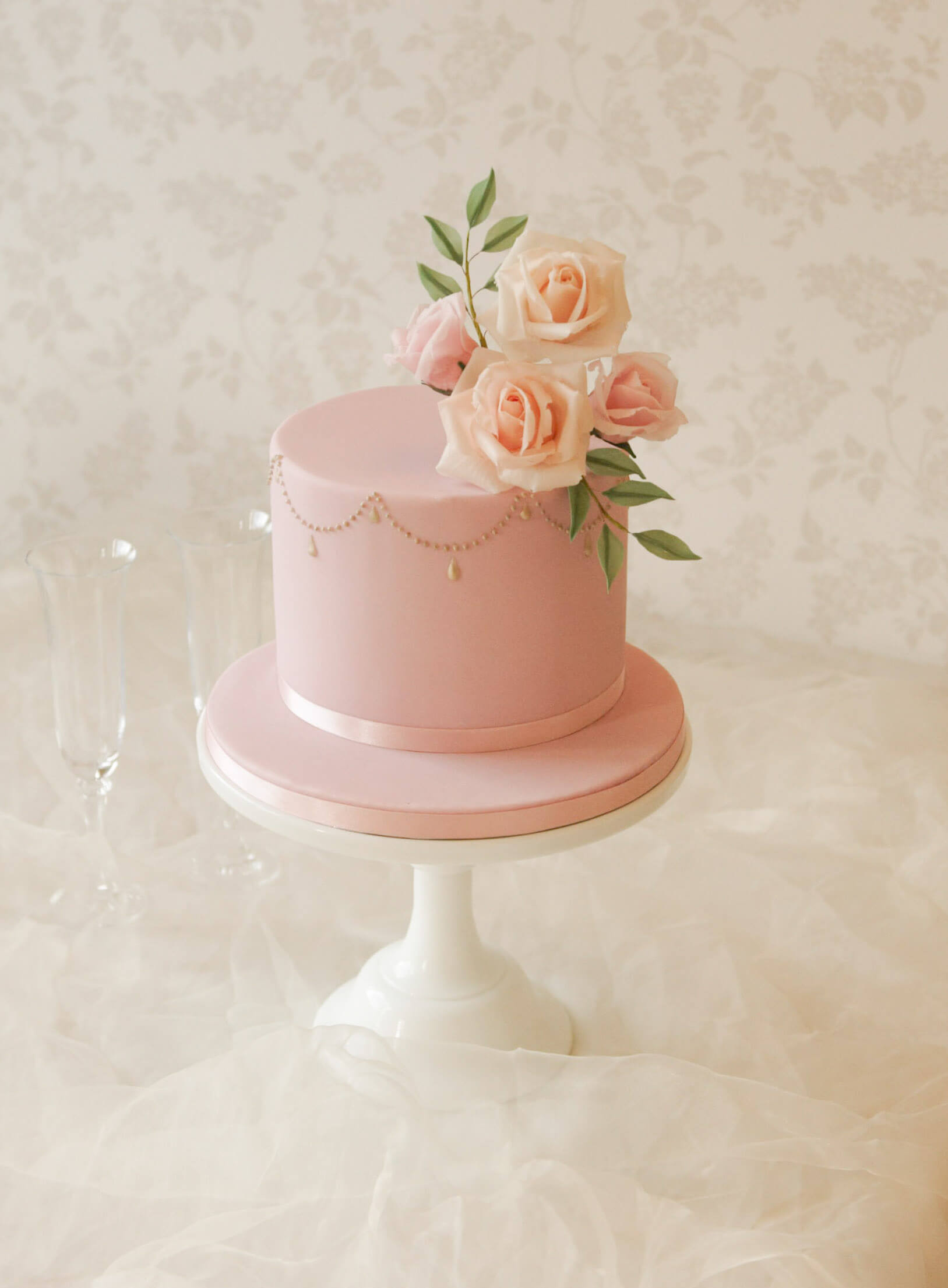 Elegant Birthday Cake
 Luxury Celebration Cakes in Buckinghamshire