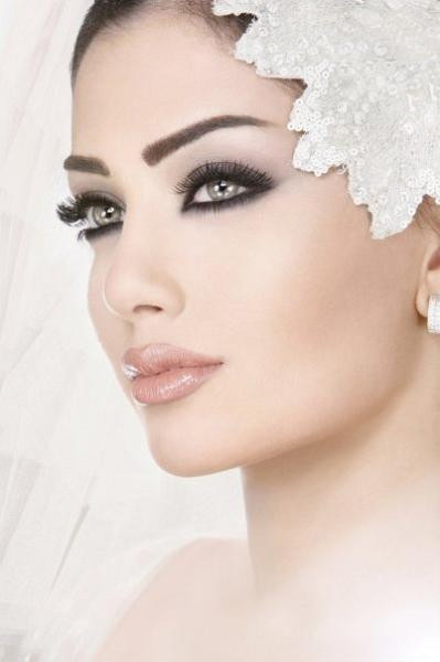 Elegant Wedding Makeup
 bold beautiful yet elegant bridal makeup