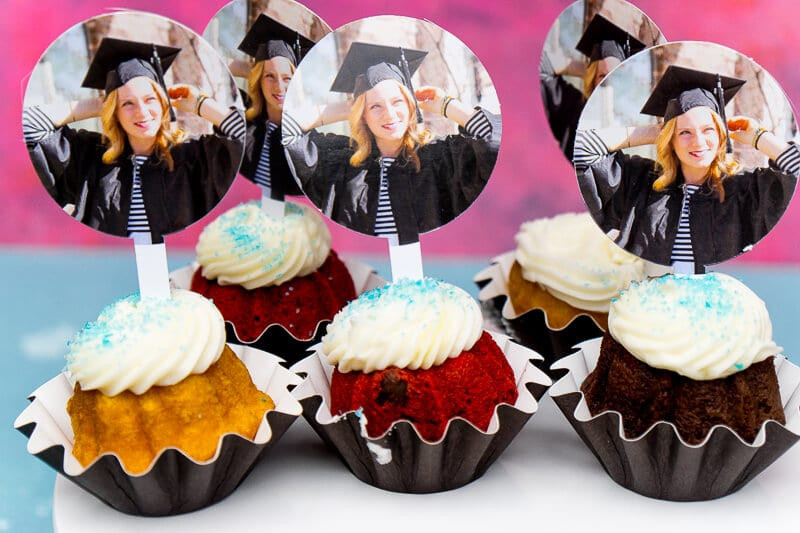 Entertainment Ideas For Graduation Party
 7 Picture Perfect Graduation Decorations to Celebrate in Style