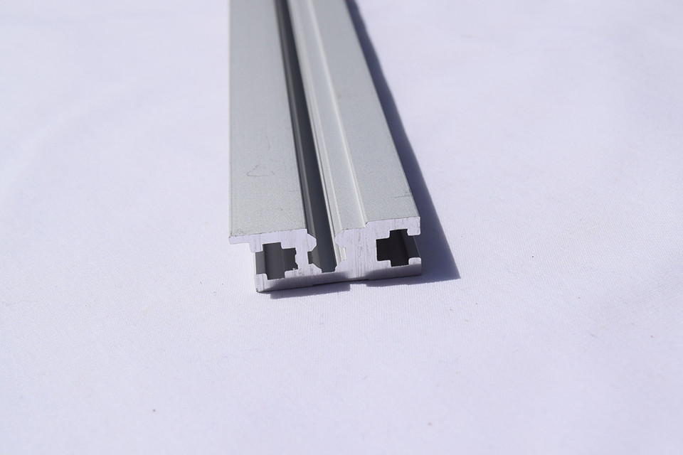 Eurorack Rails DIY
 Eurorack Mounting Rails