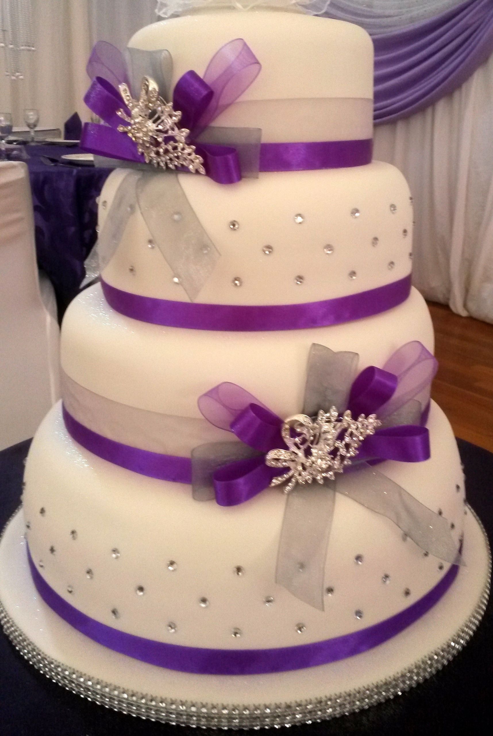 Exquisite Wedding Cakes
 Wedding Cakes