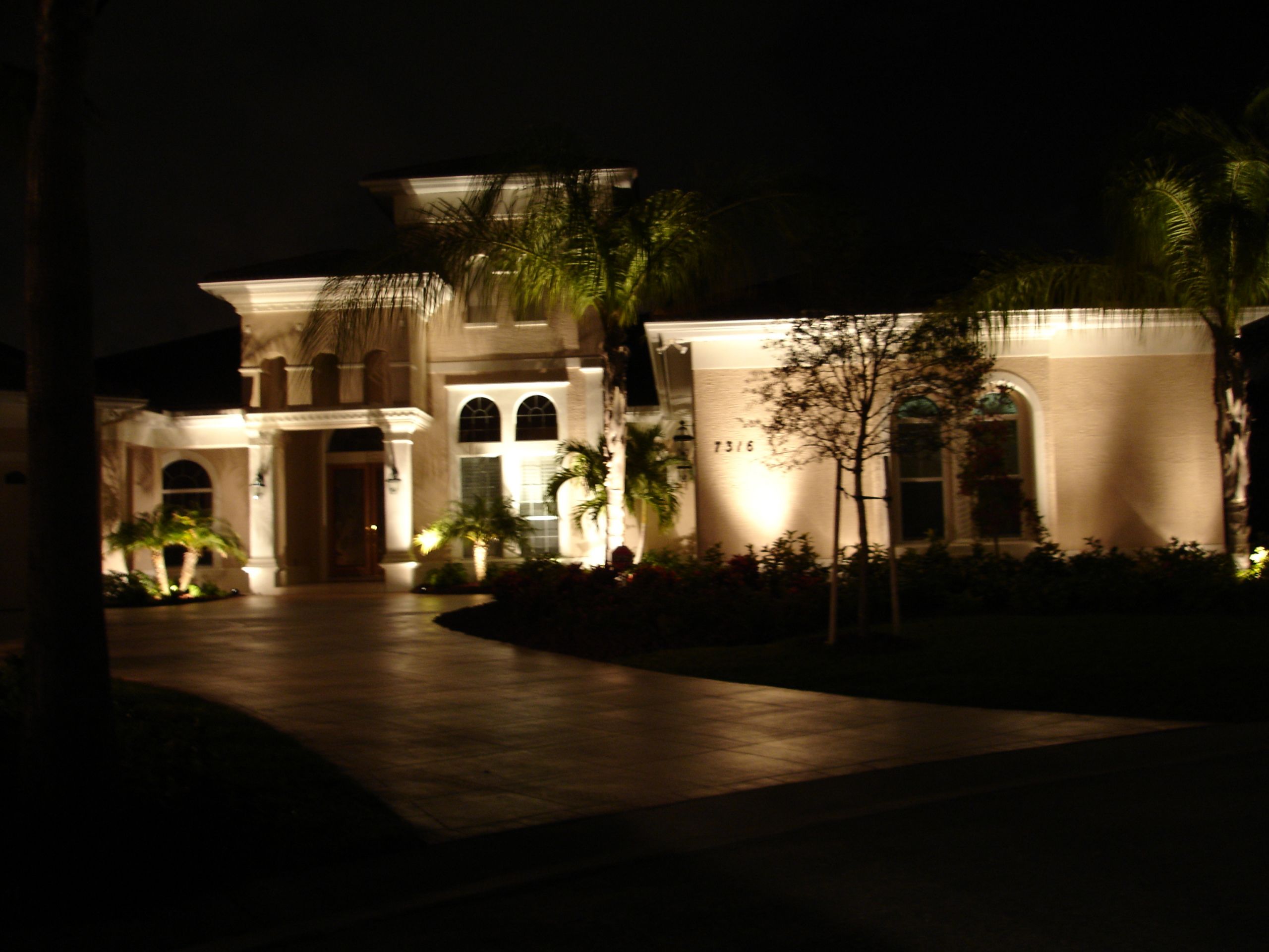 Exterior Landscape Lighting
 Outdoor Lighting Franchise NiteLites of Clearwater to