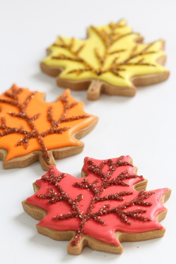 Fall Leaf Sugar Cookies
 22 Fall Favorite Cookie and Cupcake Recipes & Tutorials