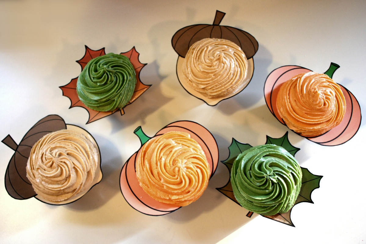 Fall Themed Cupcakes
 Clyde s Cupcake Magic Fall Cupcake Ideas