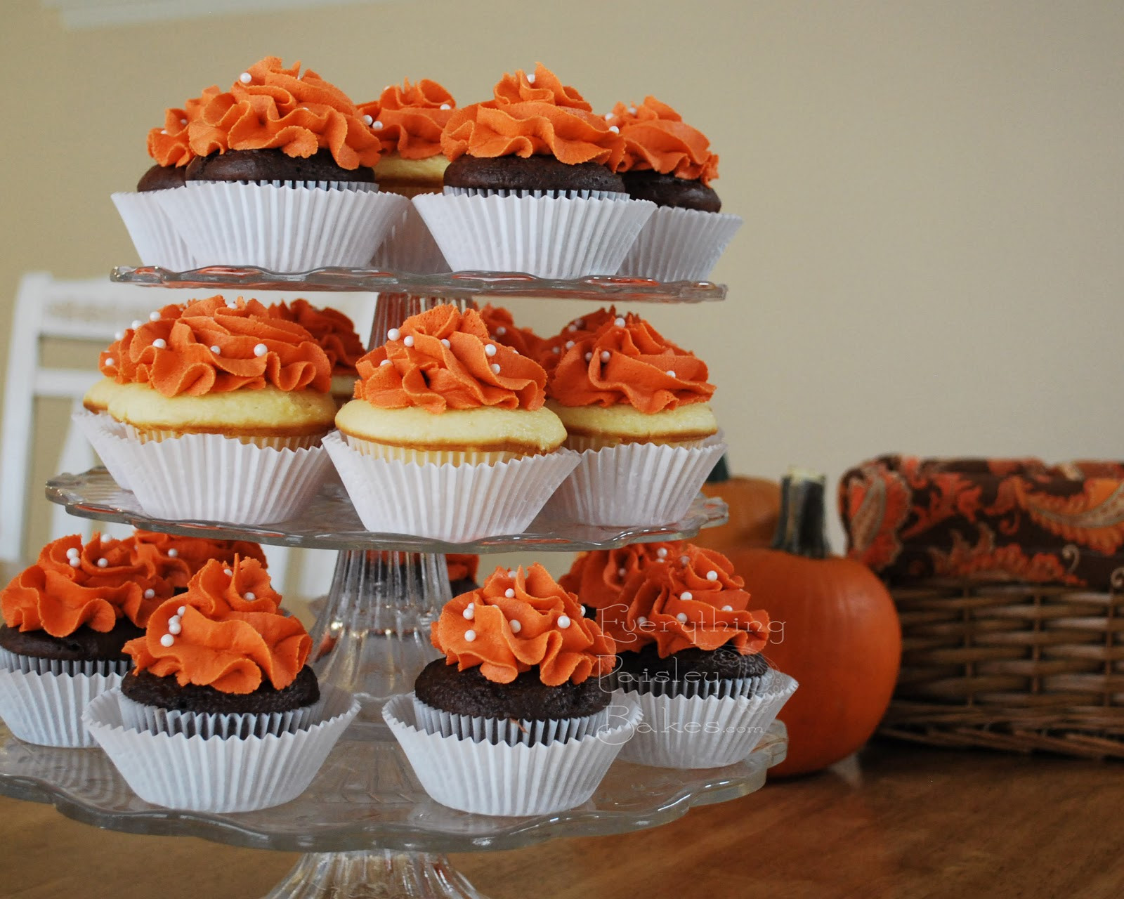 Fall Themed Cupcakes
 Everything Paisley Sheet Cakes