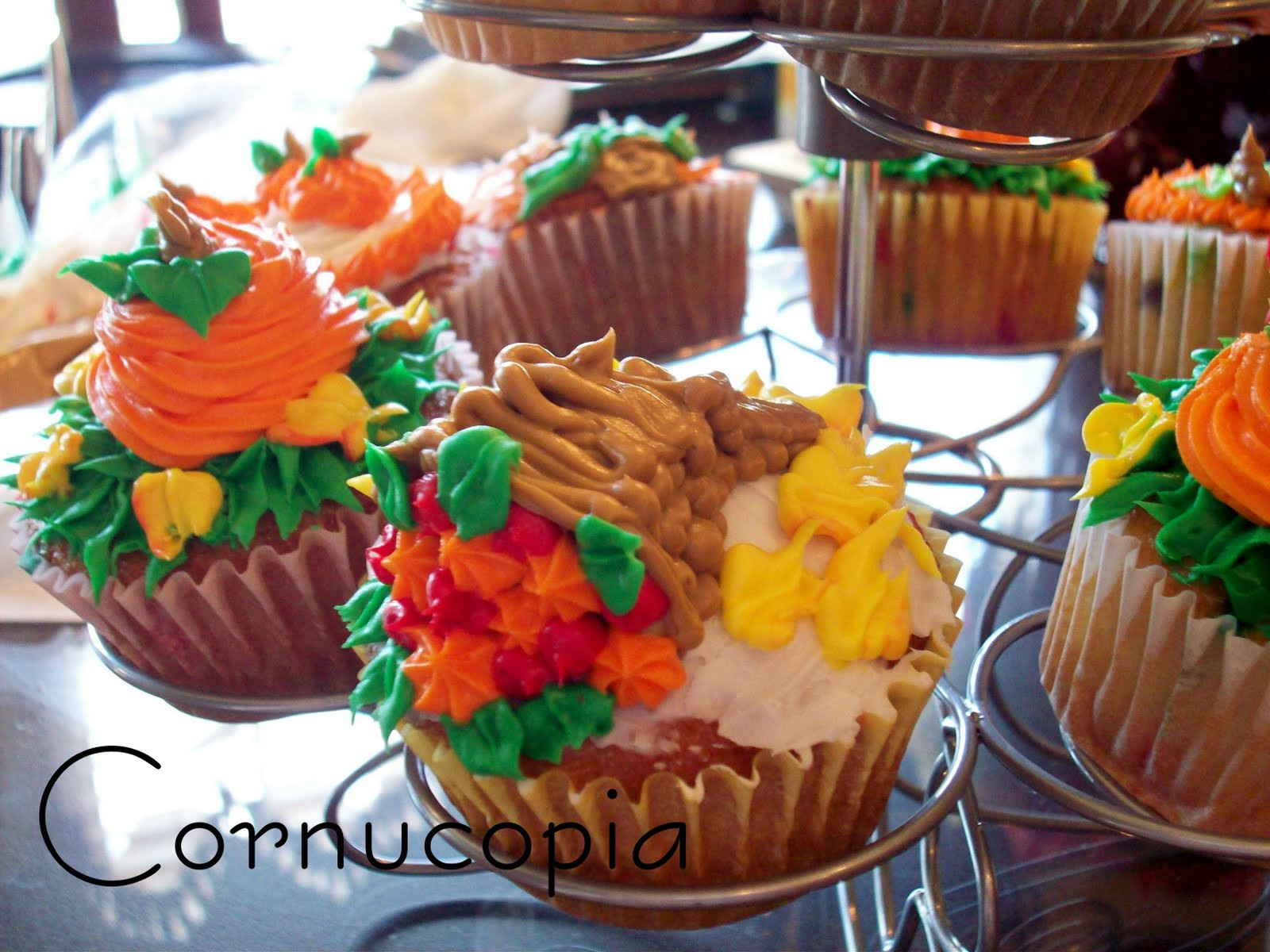 Fall Themed Cupcakes
 The Life of Jennifer Dawn Fall Cupcakes