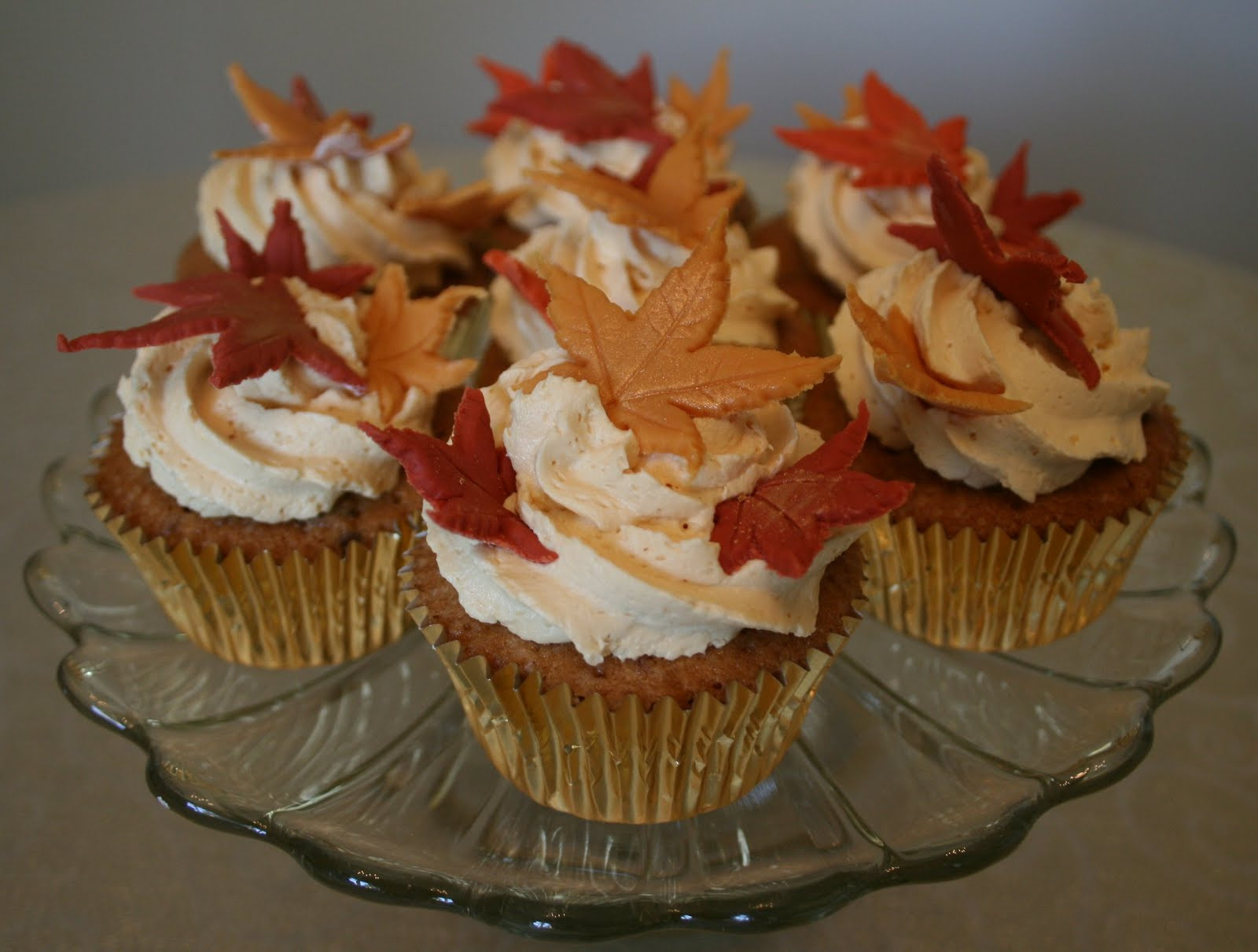 Fall Themed Cupcakes
 Working mum on the verge English Mum s Autumn Bake f
