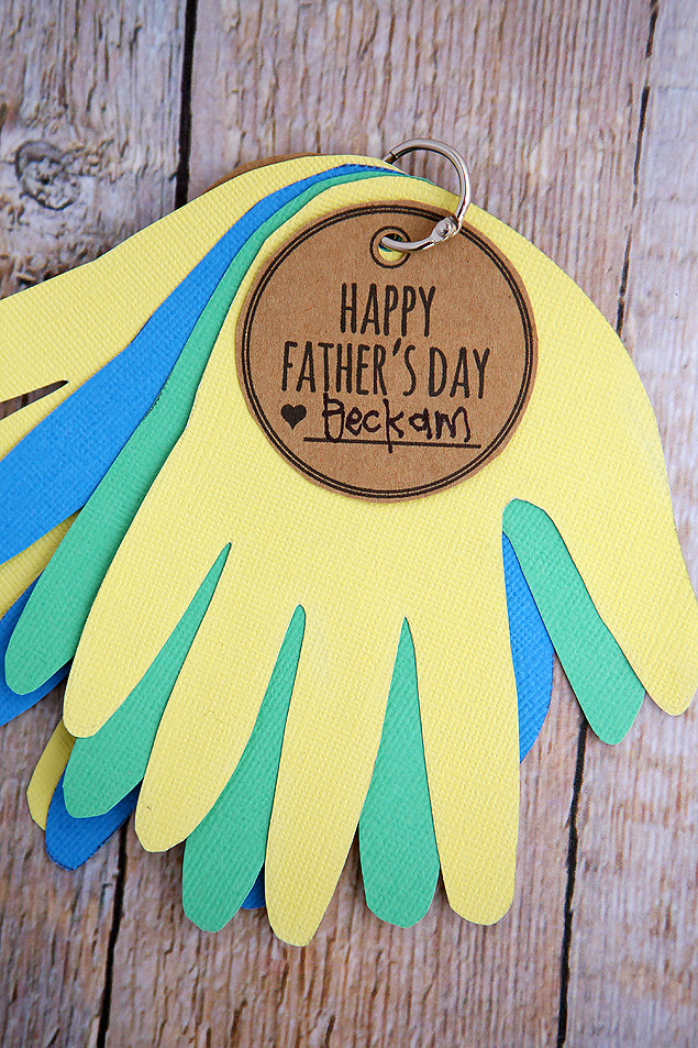 Father'S Day Craft Ideas For Toddlers
 Let Me Give You A Hand Dad Eighteen25
