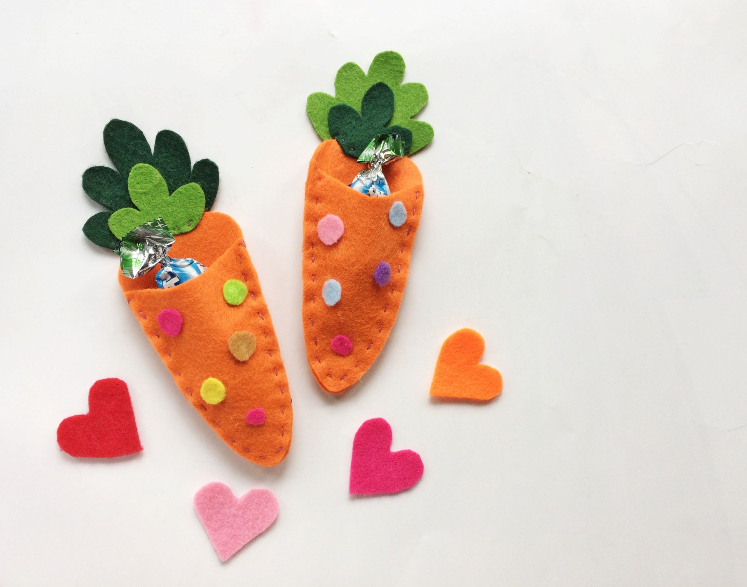 Felt Crafts For Adults
 Carrot Treat Pouch