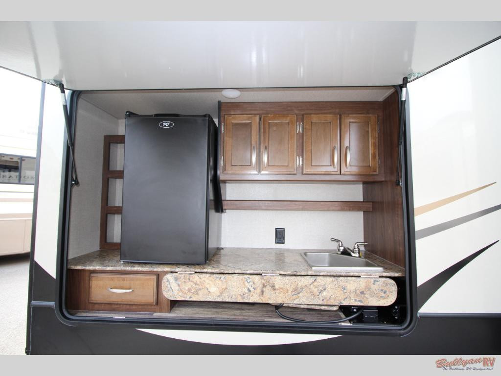 Fifth Wheel With Outdoor Kitchen
 Check Out Our Fifth Wheels with Outdoor Kitchens