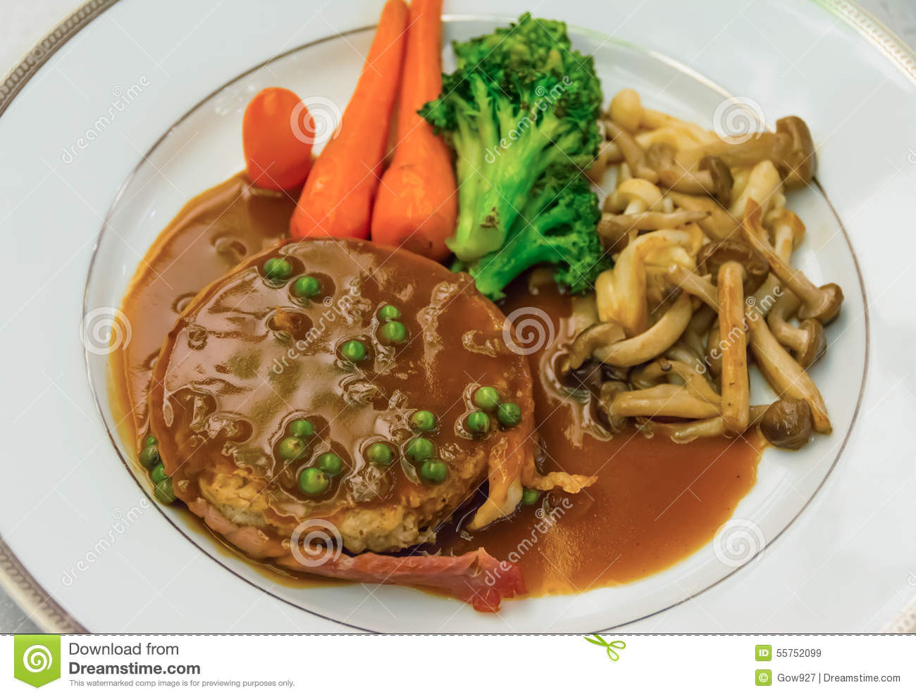 Filet Mignon Side Dishes
 Filet Mignon Steak With Gravy Sauce And Carrot Broccoli