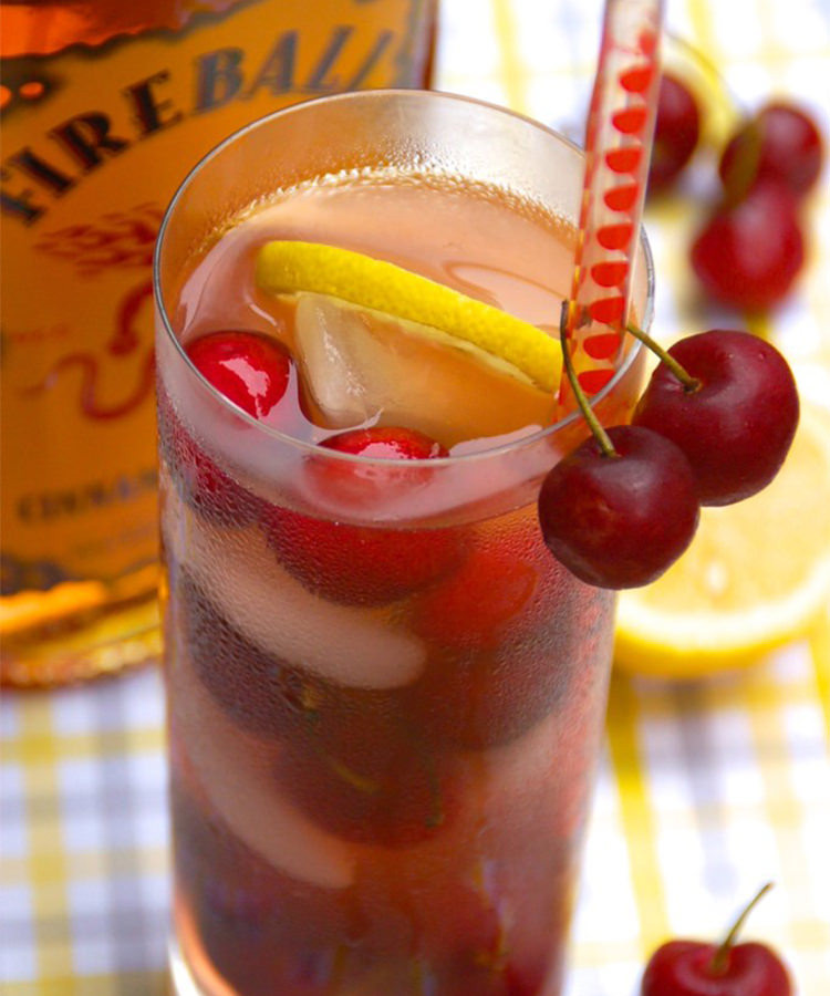 Fireball Whiskey Drinks
 9 of the Best Fireball Whisky Cocktail Recipes