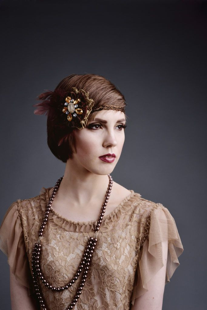 Flapper Hairstyles For Medium Hair
 22 Glamorous 1920s Hairstyles that Make Us Yearn for the