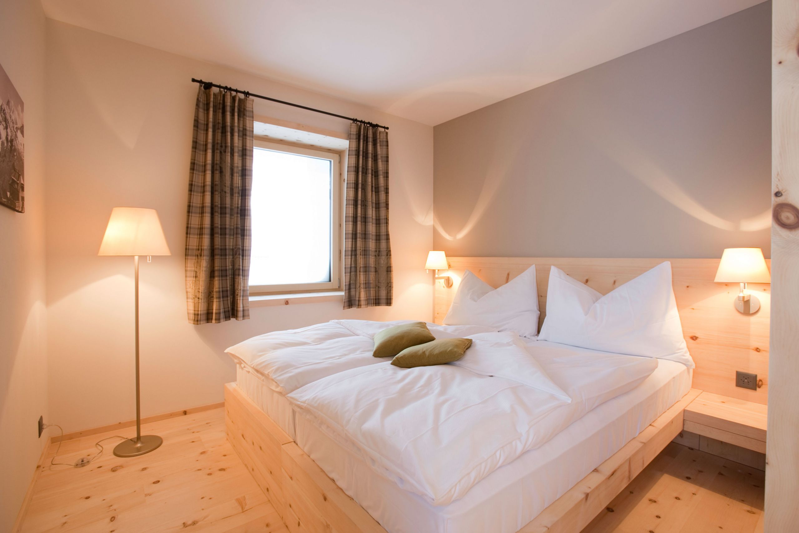 Floor Lights For Bedroom
 Tips to Get Your Bedroom Lighting Right