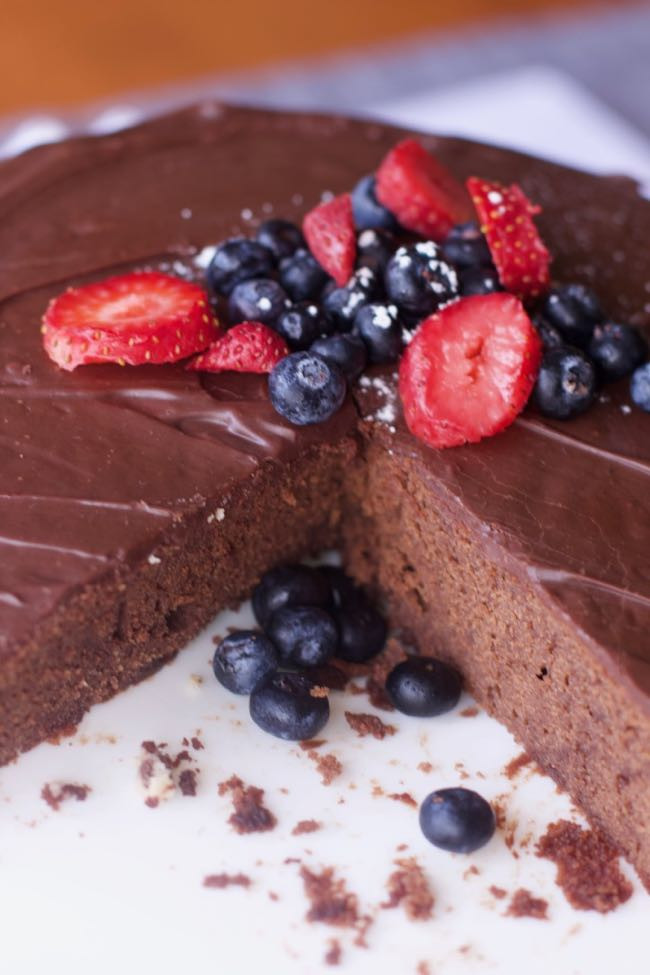 Flourless Chocolate Cake Ina Garten
 Amazing Flourless Chocolate Cake Ina Garten Style Video