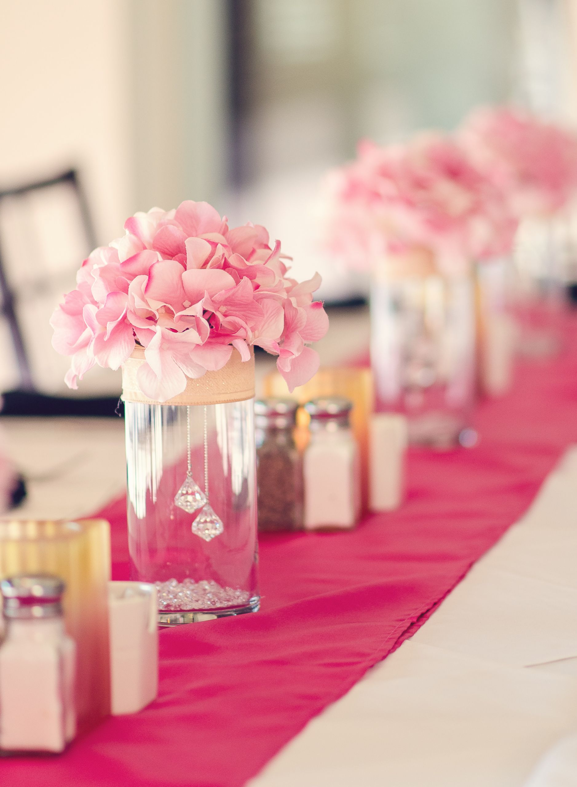 Flower Arrangement Ideas For Engagement Party
 Engagement Dinner Centerpiece whole decorations