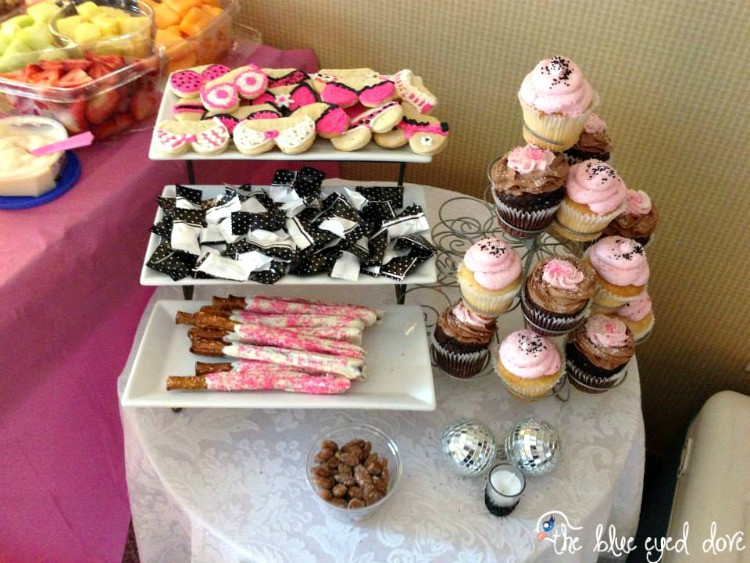 Food Ideas For Bachelorette Party
 Tips for Throwing a Bachelorette Party The Blue Eyed Dove