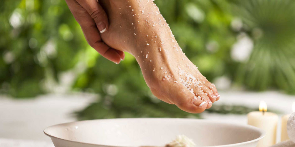 Foot Mask DIY
 These DIY Foot Masks Can Make Your Feet Baby Soft